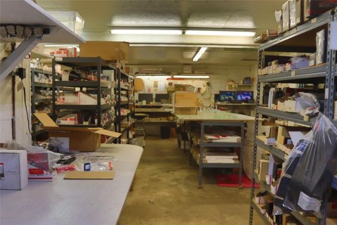 Commercial property in Hawthorne, Florida 276.38 sq.m. № 1908422 - photo 8