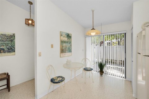House in Tarpon Springs, Florida 2 bedrooms, 109.35 sq.m. № 1717903 - photo 16