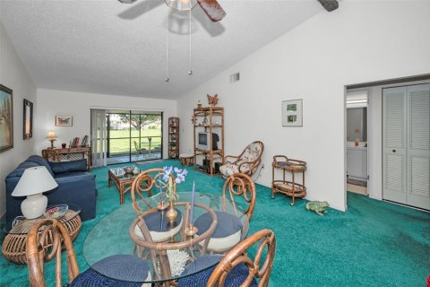 House in Tarpon Springs, Florida 2 bedrooms, 109.35 sq.m. № 1717903 - photo 19