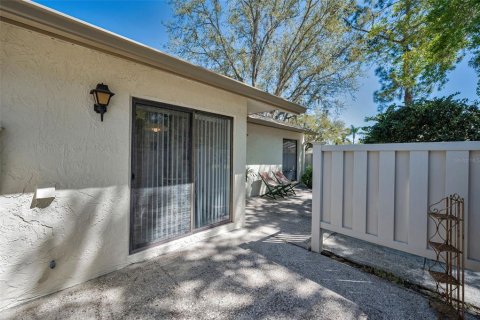 House in Tarpon Springs, Florida 2 bedrooms, 109.35 sq.m. № 1717903 - photo 10