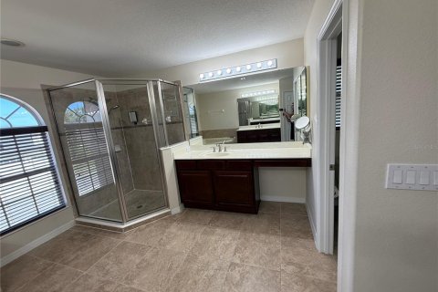 Villa ou maison à louer à Clermont, Floride: 4 chambres, 275.73 m2 № 2377564 - photo 19