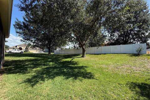 Villa ou maison à louer à Clermont, Floride: 4 chambres, 275.73 m2 № 2377564 - photo 2