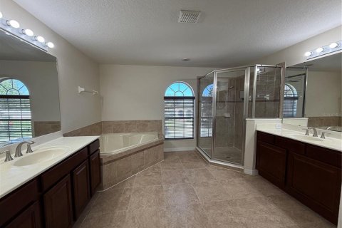 Villa ou maison à louer à Clermont, Floride: 4 chambres, 275.73 m2 № 2377564 - photo 17