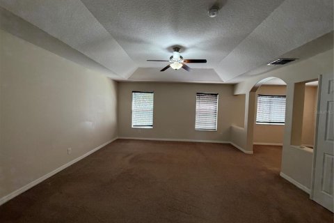 Villa ou maison à louer à Clermont, Floride: 4 chambres, 275.73 m2 № 2377564 - photo 15