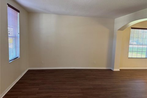 Villa ou maison à louer à Clermont, Floride: 4 chambres, 275.73 m2 № 2377564 - photo 6