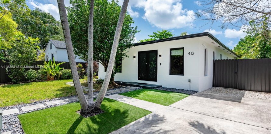 Villa ou maison à Miami, Floride 3 chambres, 139.35 m2 № 1818672