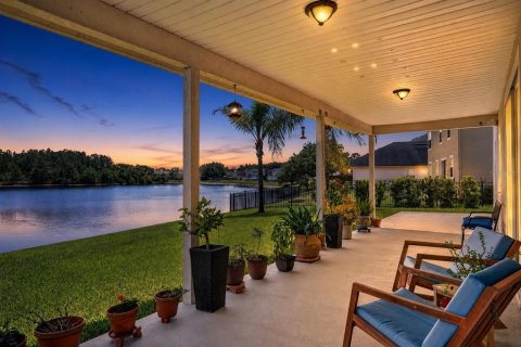 Casa en venta en Orange Park, Florida, 5 dormitorios, 335.66 m2 № 2227961 - foto 2