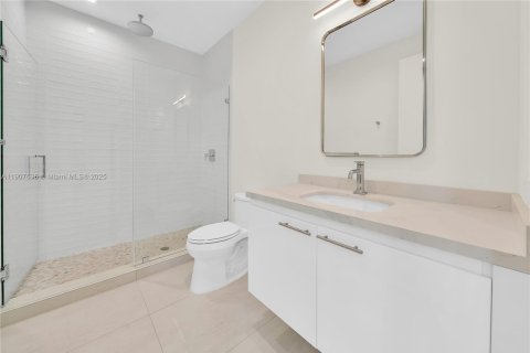 Снять в аренду квартиру в Майами, Флорида 39.02м2, № 1963933 - фото 5