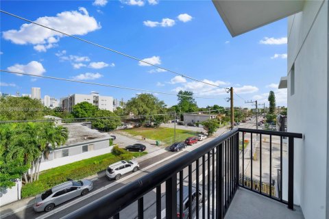 Снять в аренду квартиру в Майами, Флорида 39.02м2, № 1963933 - фото 7