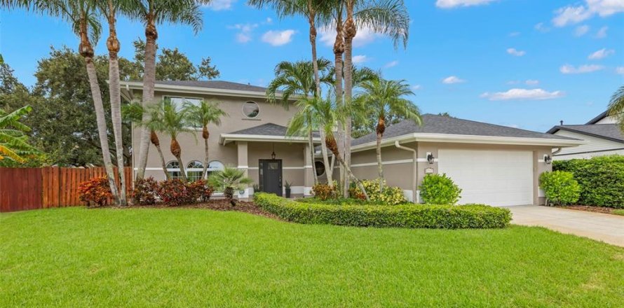 Casa en Saint Petersburg, Florida 3 dormitorios, 192.31 m2 № 1907494