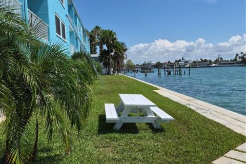 Снять в аренду квартиру в Сент-Пит-Бич, Флорида 2 спальни, 72.46м2, № 2233986 - фото 6