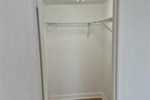 Снять в аренду квартиру в Сент-Пит-Бич, Флорида 2 спальни, 72.46м2, № 2233986 - фото 12