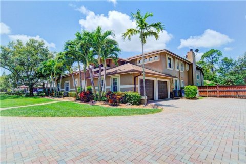 House in Parkland, Florida 5 bedrooms, 309.55 sq.m. № 1970259 - photo 8