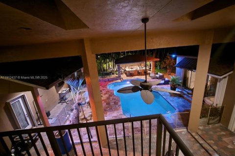 House in Parkland, Florida 5 bedrooms, 309.55 sq.m. № 1970259 - photo 18