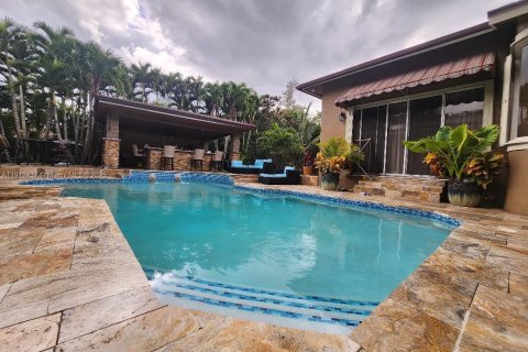 House in Parkland, Florida 5 bedrooms, 309.55 sq.m. № 1970259 - photo 14