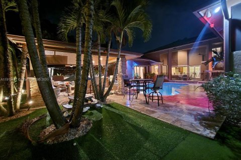 House in Parkland, Florida 5 bedrooms, 309.55 sq.m. № 1970259 - photo 19