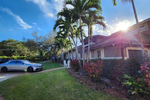 House in Parkland, Florida 5 bedrooms, 309.55 sq.m. № 1970259 - photo 7