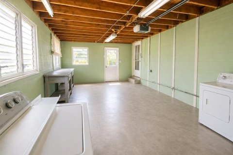 House in Gulfport, Florida 3 bedrooms, 138.24 sq.m. № 2124427 - photo 16
