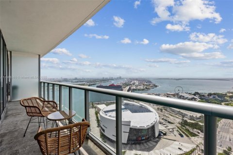 Condo in Miami, Florida, 1 bedroom  № 1942262 - photo 15