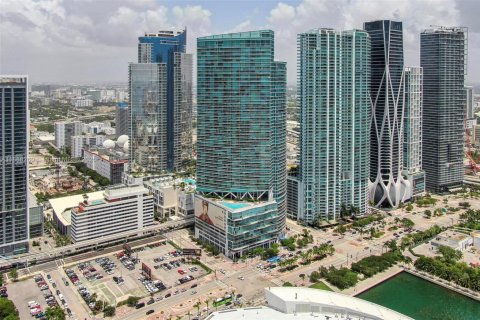 Condo in Miami, Florida, 1 bedroom  № 1942262 - photo 18