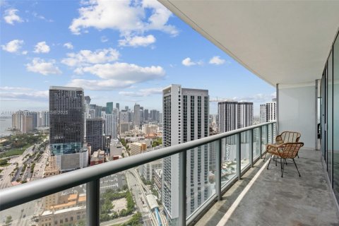 Condo in Miami, Florida, 1 bedroom  № 1942262 - photo 16