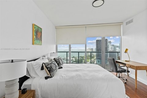Condo in Miami, Florida, 1 bedroom  № 1942262 - photo 3