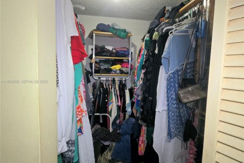 Купить кондоминиум в Майами, Флорида 2 спальни, 110.74м2, № 2025624 - фото 15