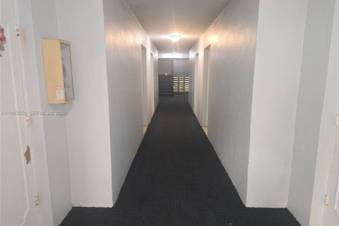 Купить кондоминиум в Майами, Флорида 2 спальни, 110.74м2, № 2025624 - фото 20