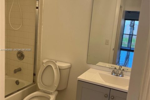 Condo in Homestead, Florida, 2 bedrooms № 2152787 - photo 3