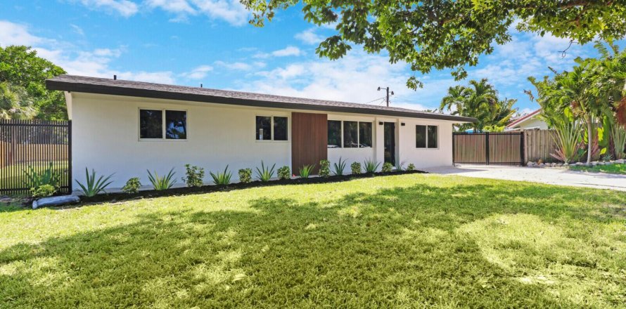 Villa ou maison à Deerfield Beach, Floride 4 chambres, 211.17 m2 № 1182749
