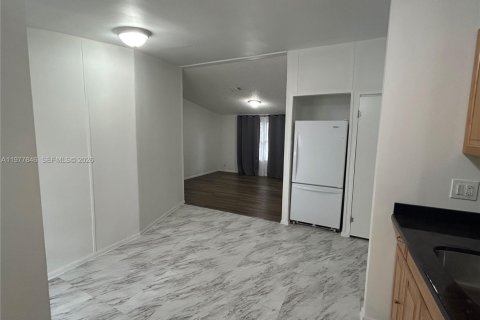 Apartamento en alquiler en Boca Raton, Florida, 2 dormitorios, 111.48 m2 № 2042564 - foto 4