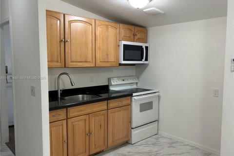 Apartamento en alquiler en Boca Raton, Florida, 2 dormitorios, 111.48 m2 № 2042564 - foto 2