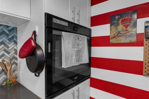 Купить виллу или дом в Спринг-Хилл, Флорида 6 комнат, 73.3м2, № 1908958 - фото 9