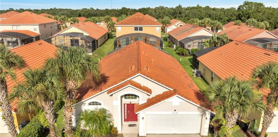 House in Davenport, Florida 5 bedrooms, 180.23 sq.m. № 1899924