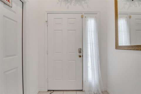 House in Davenport, Florida 5 bedrooms, 180.23 sq.m. № 1899924 - photo 5