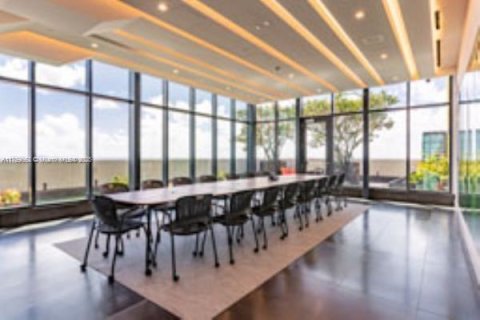 Propiedad comercial en venta en Aventura, Florida № 1963013 - foto 7