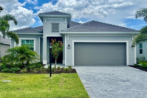 House in Lakewood Ranch, Florida 3 bedrooms, 208.66 sq.m. № 2217424