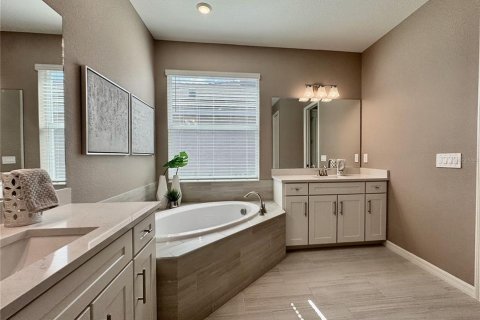 Casa en alquiler en Lakewood Ranch, Florida, 3 dormitorios, 208.66 m2 № 2217424 - foto 10