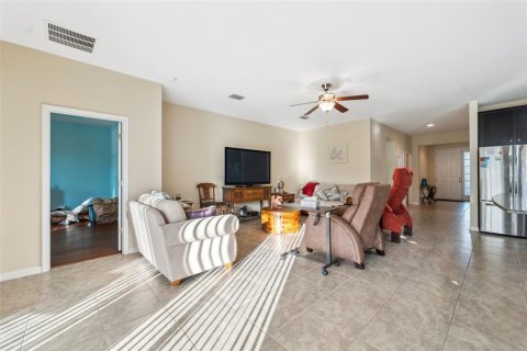 Villa ou maison à vendre à New Port Richey, Floride: 3 chambres, 190.26 m2 № 1649183 - photo 8