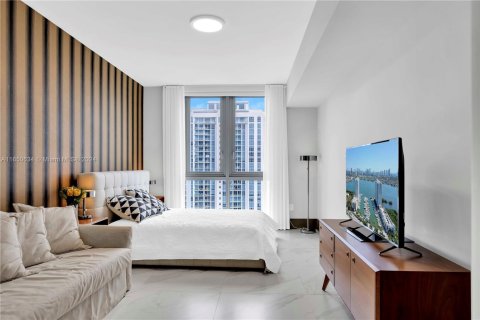 Condominio en venta en North Miami Beach, Florida, 3 dormitorios, 206.71 m2 № 1862840 - foto 22