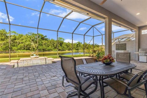 House in Bradenton, Florida 3 bedrooms, 226.96 sq.m. № 2396398 - photo 24