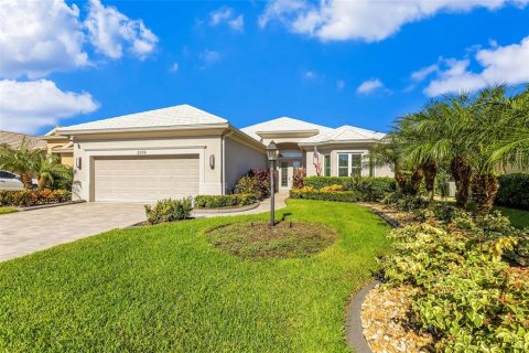 House in Bradenton, Florida 3 bedrooms, 226.96 sq.m. № 2396398 - photo 5