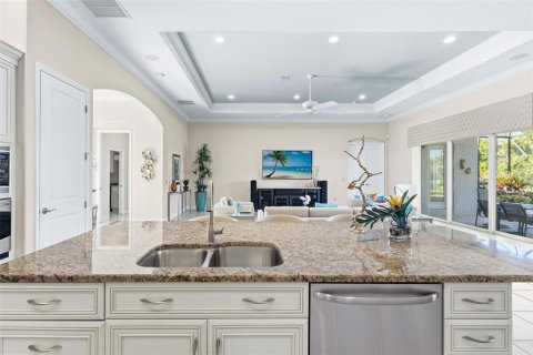 House in Bradenton, Florida 3 bedrooms, 226.96 sq.m. № 2396398 - photo 18