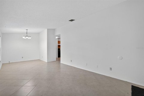 Condominio en venta en Clearwater, Florida, 2 dormitorios, 80.36 m2 № 1856132 - foto 5