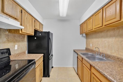 Condominio en venta en Clearwater, Florida, 2 dormitorios, 80.36 m2 № 1856132 - foto 12