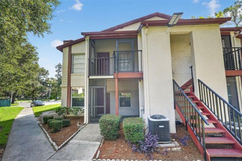 Condominio en venta en Clearwater, Florida, 2 dormitorios, 80.36 m2 № 1856132 - foto 1