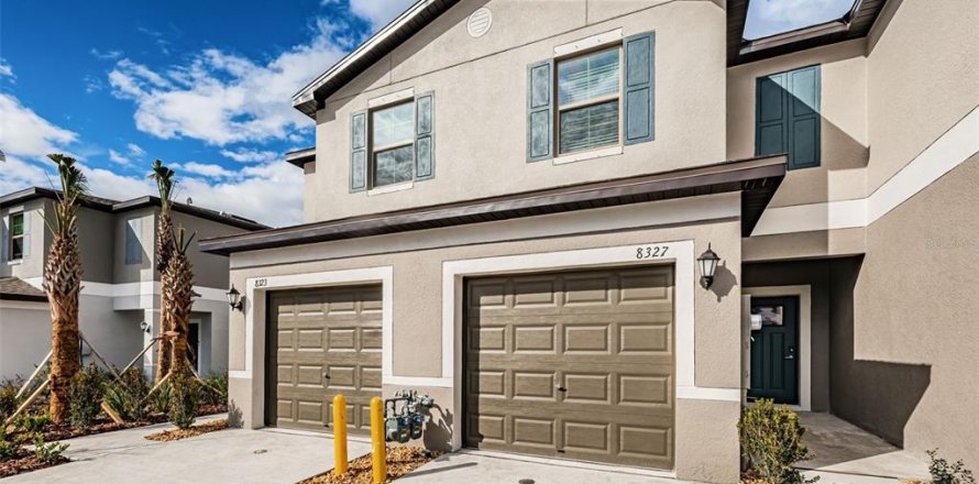 Adosado en New Port Richey, Florida 2 dormitorios, 140.56 m2 № 2284413