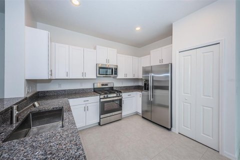 Adosado en alquiler en New Port Richey, Florida, 2 dormitorios, 140.56 m2 № 2284413 - foto 12