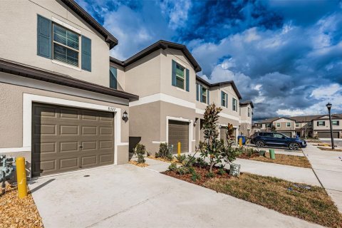 Adosado en alquiler en New Port Richey, Florida, 2 dormitorios, 140.56 m2 № 2284413 - foto 4