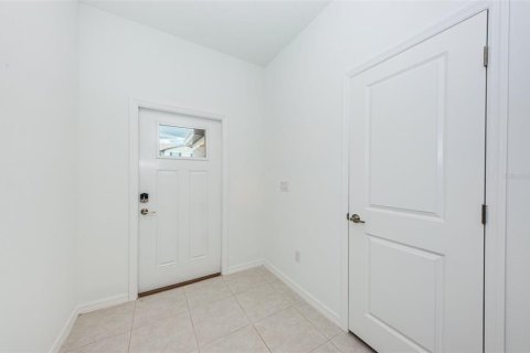 Adosado en alquiler en New Port Richey, Florida, 2 dormitorios, 140.56 m2 № 2284413 - foto 6